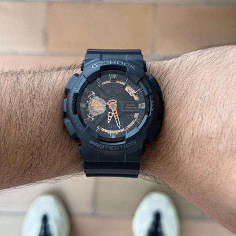 G-SHOCK GA-110 Negro Tablero Negro - Oro Rosa